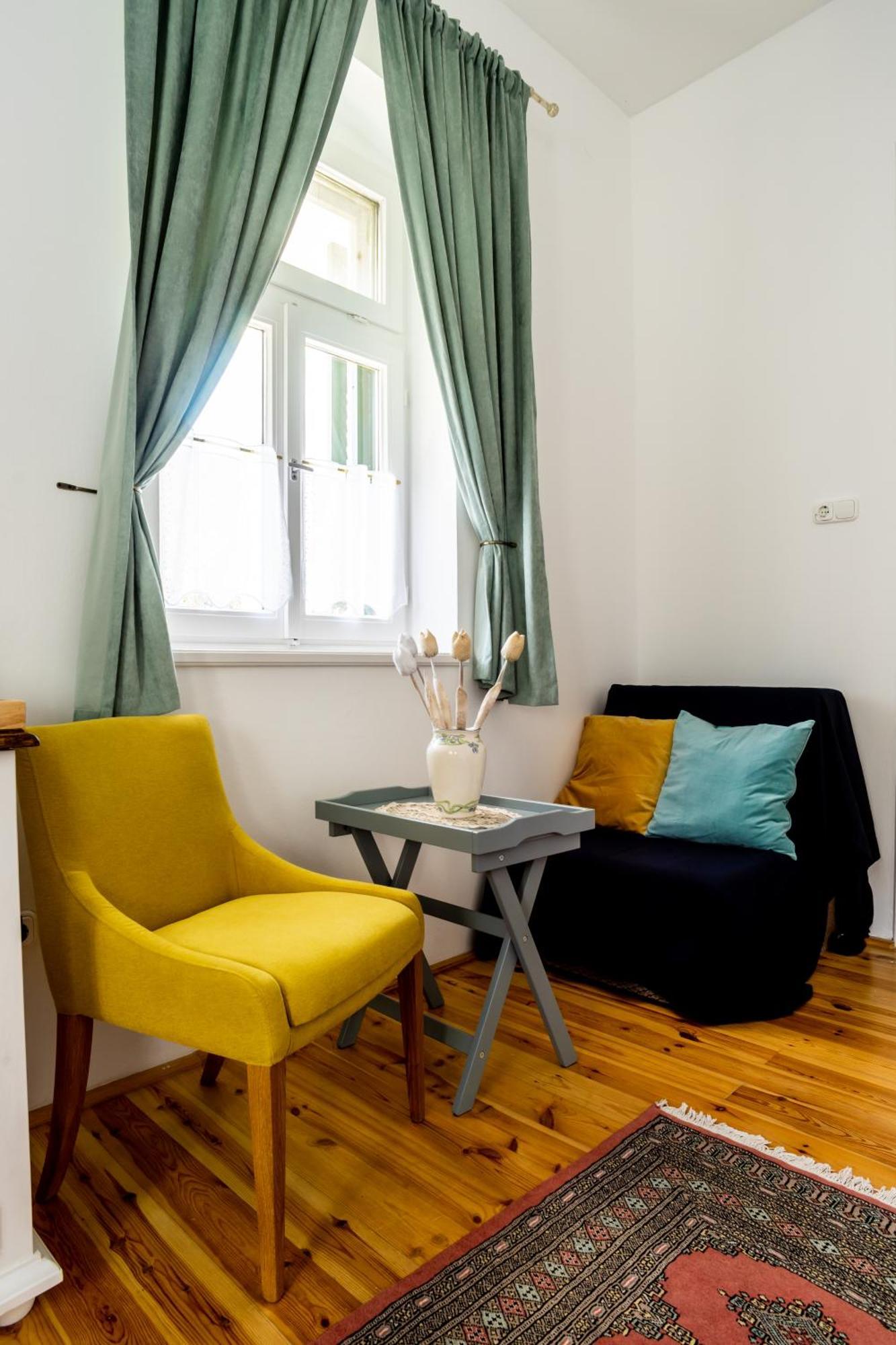 Vaj Bisztro Es Vendeghaz Apartment Palkonya Exterior photo